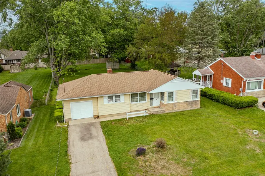 110 Parker Drive, Springboro, OH 45066 - #2