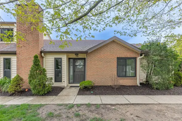 1161 Bournemouth Court, Centerville, OH 45459