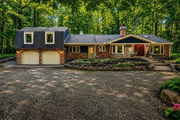 229 Colonial Lane, Washington Twp, OH 45429