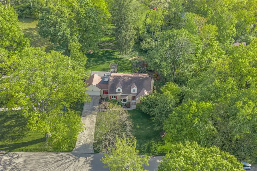 156 W Hadley Road, Oakwood, OH 45419 - #2