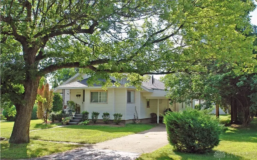 1830 Roslyn Avenue, Kettering, OH 45429 - #2