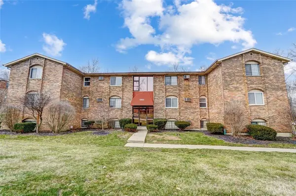 5453 Camelot Drive #42, Fairfield, OH 45014