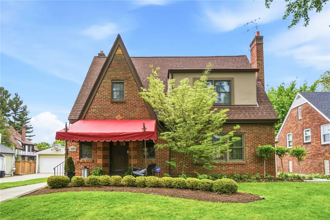 317 E Dixon Avenue, Oakwood, OH 45419 - #1