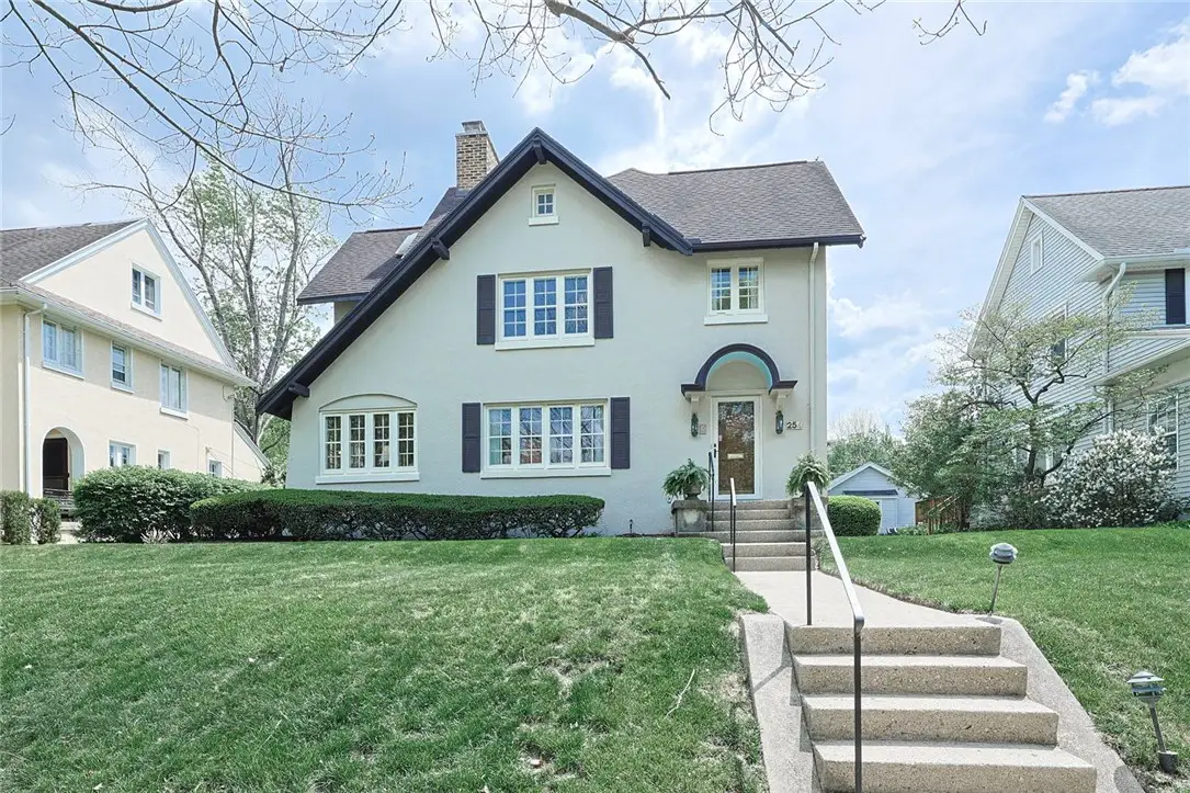254 Volusia Avenue, Oakwood, OH 45409 - #1