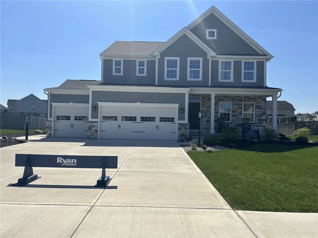 1949 Stone Creek Boulevard #D, Ashland, OH 45458 - #1