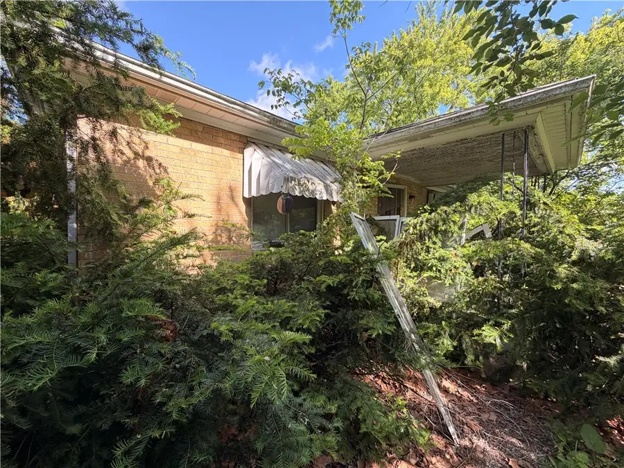 1237 S Diamond Mill Road, Jackson, OH 45345 - #2