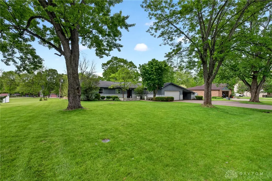 2324 Ivy Crest Drive, Bellbrook, OH 45305 - #1