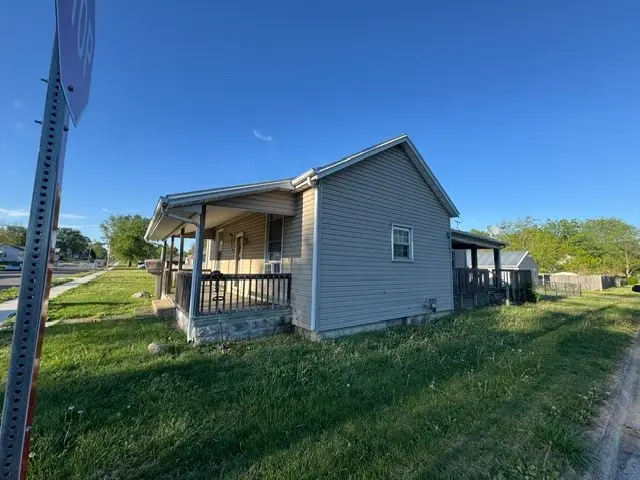 900 N Maple Street, Eaton, OH 45320 - #3