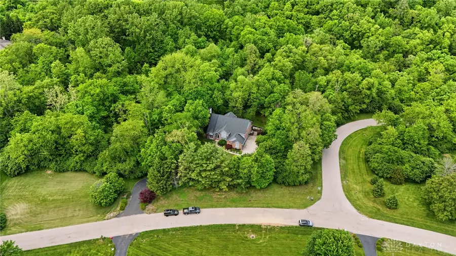 2570 River Bend Drive, Sugarcreek, OH 45370 - #2