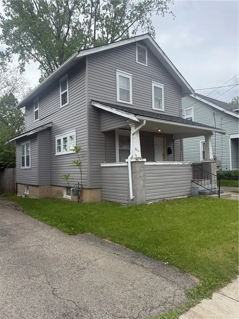 106 S Fostoria Avenue, Springfield, OH 45505 - #3