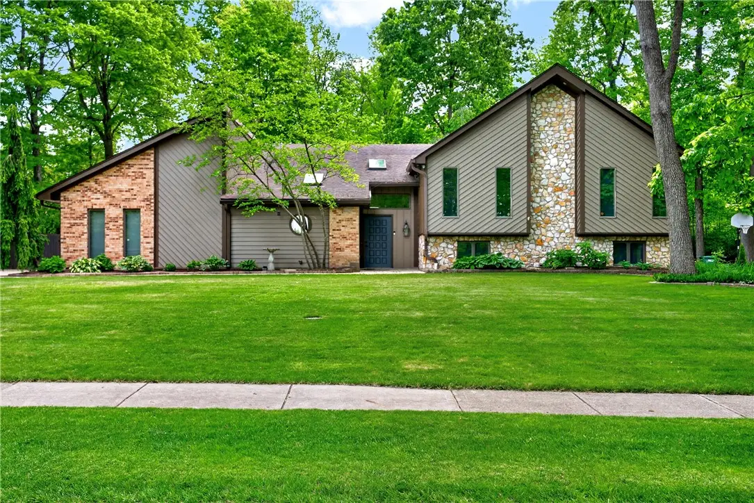 212 Walnut Grove Drive, Washington, OH 45458 - #1