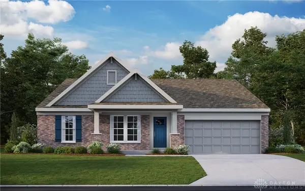 2552 Golden Leaf Drive, Beavercreek, OH 45431
