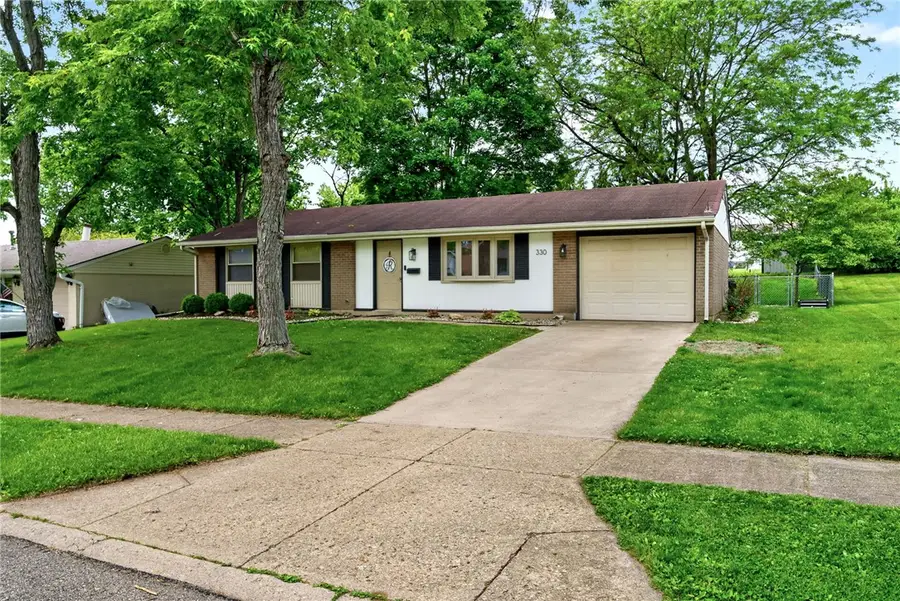 330 Woodlawn Drive, Fairborn, OH 45324 - #3
