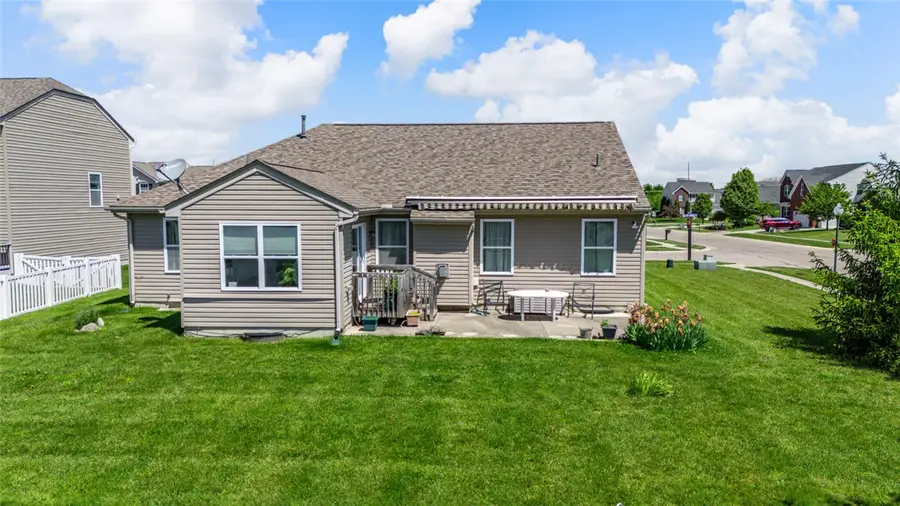 4281 Bergamot Drive, Tipp City, OH 45371 - #2