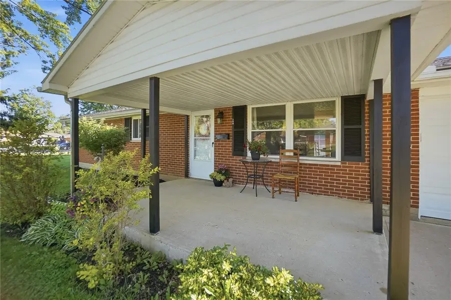 300 Capri Place, New Lebanon, OH 45345 - #3