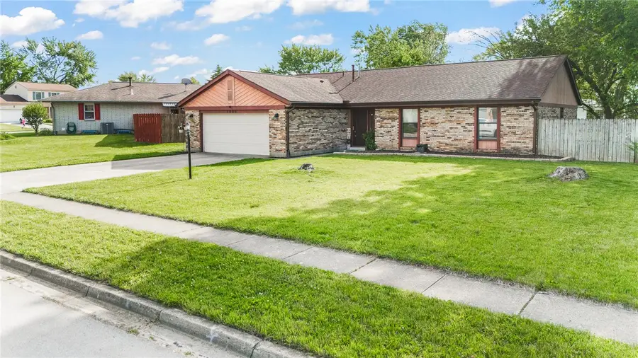 7065 Woodcroft Drive, Englewood, OH 45322 - #2