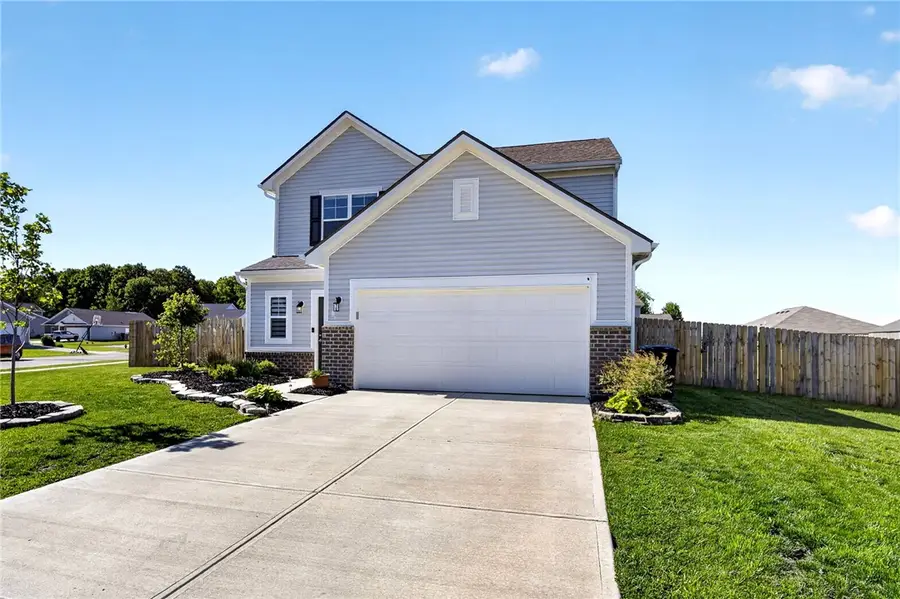 5195 Burton Drive, Springfield, OH 45503 - #3