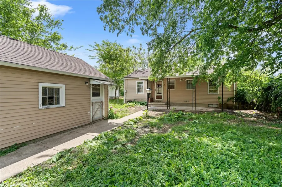 17 Community Drive, Riverside, OH 45404 - #2