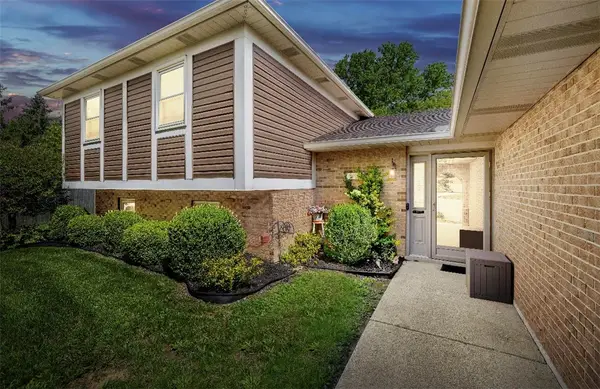 707 Clear Brooke Court, Vandalia, OH 45377