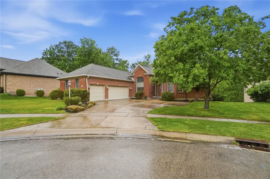 3947 Liam Court, Bellbrook, OH 45305 - #2