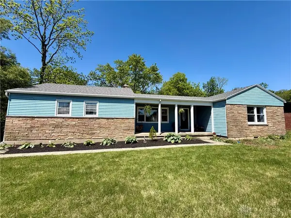 233 Grand Vista Drive, Beavercreek, OH 45440