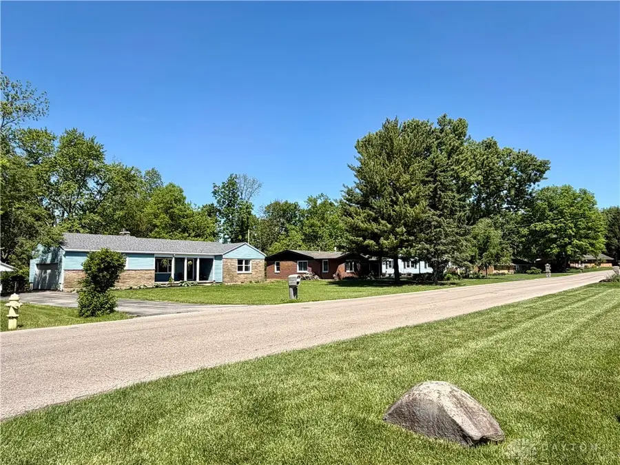 233 Grand Vista Drive, Beavercreek, OH 45440 - #2