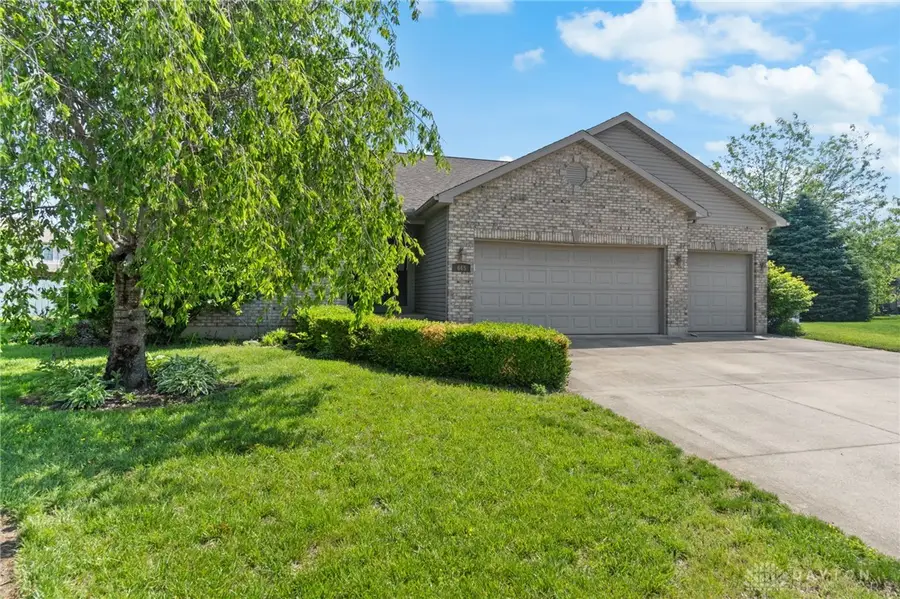 665 King Richard Court, Troy, OH 45373 - #3