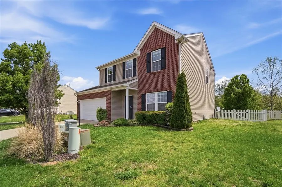 618 Chapelgate Drive, Fairborn, OH 45324 - #2