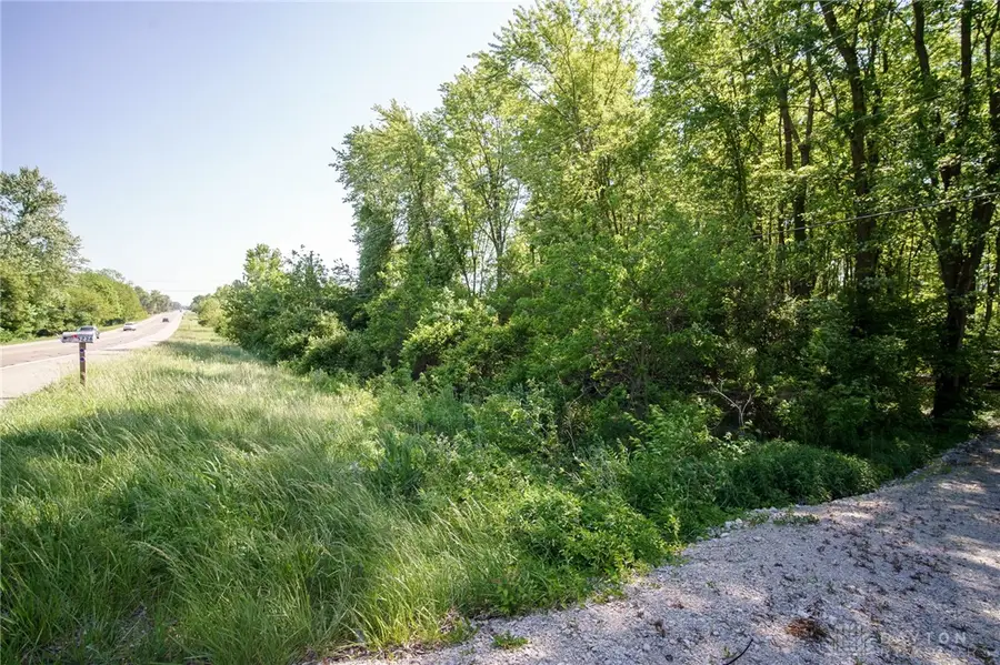 5236 Springfield Xenia Rd, Green, OH 45506 - #3