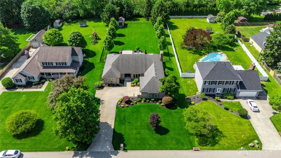 2144 Canterbury Court, Troy, OH 45373 - #3
