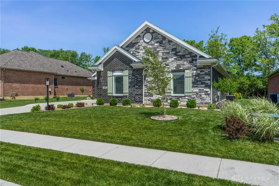 928 Millstone Drive, Tipp City, OH 45371 - #2