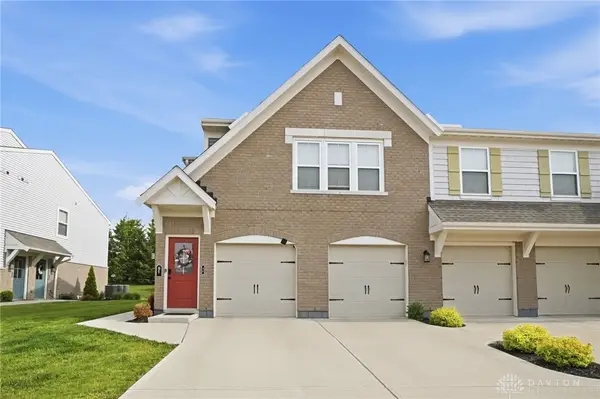 16 Waterlily Drive, Springboro, OH 45066