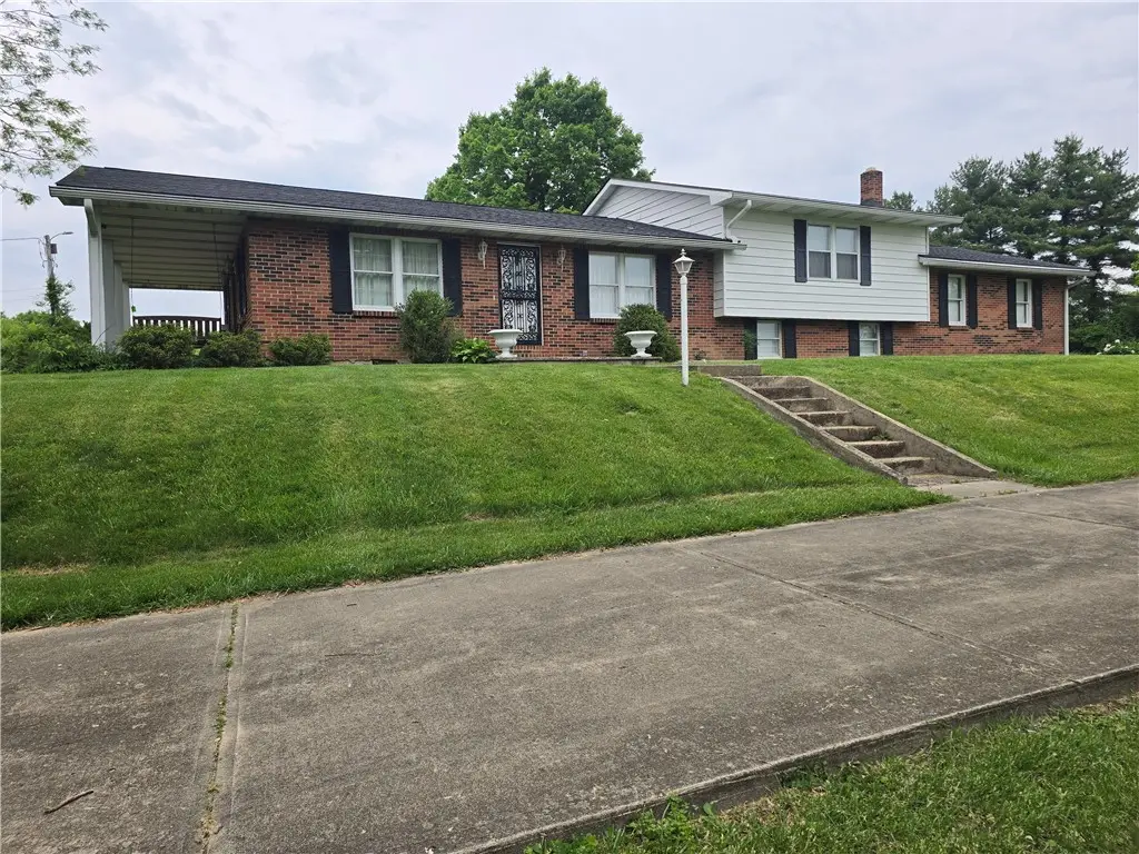 7915 W Greenbush Road, Somerville, OH 45064 - #1