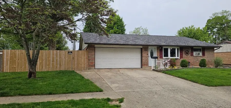 221 Mills Place, New Lebanon, OH 45345 - #2