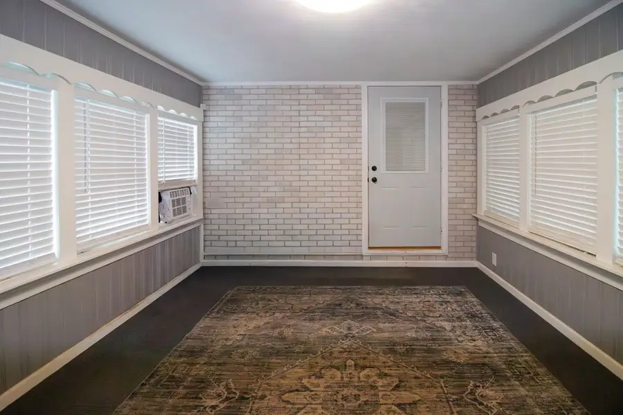 421 S Spring Street, New Paris, OH 45347 - #3