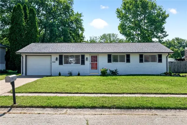 5214 Waverly Street, Fairborn, OH 45324