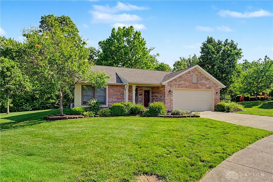 1131 Castleton Court, Miamisburg, OH 45342 - #3