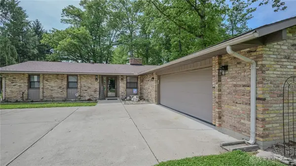 2693 Ehrhart Drive, Springfield, OH 45502