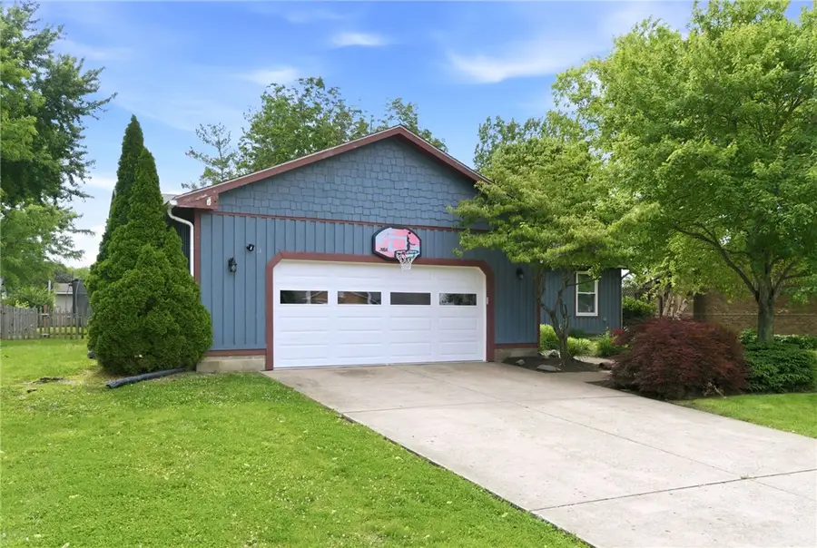 104 W Ellis Drive, Waynesville, OH 45068 - #2