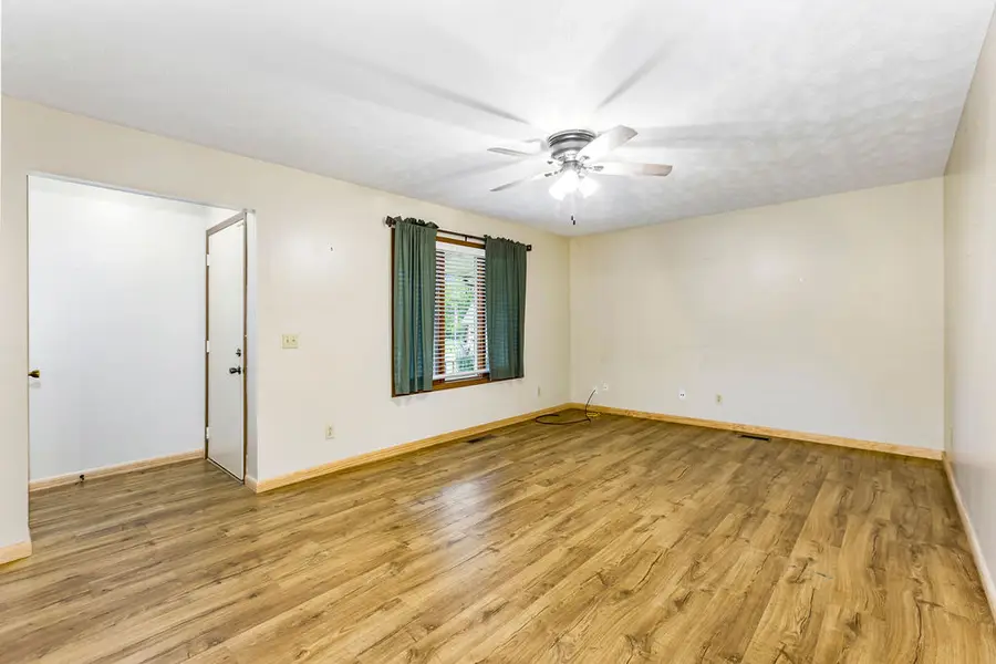 1143 Derby Road, Springfield, OH 45503 - #2