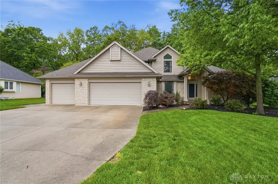 2375 Worthington Drive, Troy, OH 45373 - #3