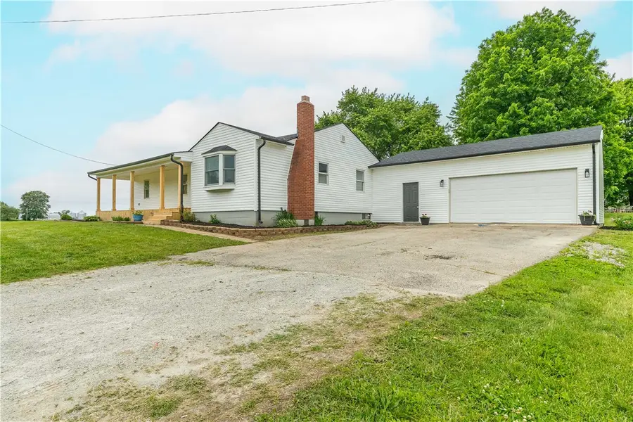 1525 E Peterson Road, Piqua, OH 45356 - #2