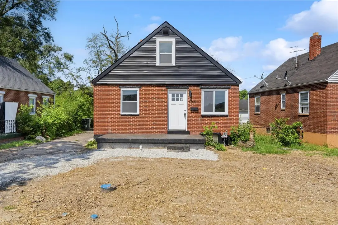 1305 S Edwin C Moses Boulevard, Dayton, OH 45417 - #1