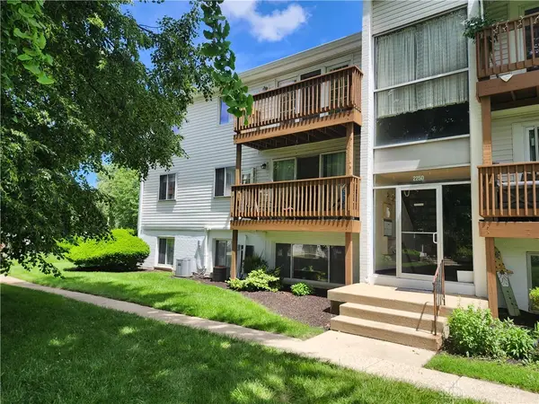 2250 Coach Drive #E, Kettering, OH 45440