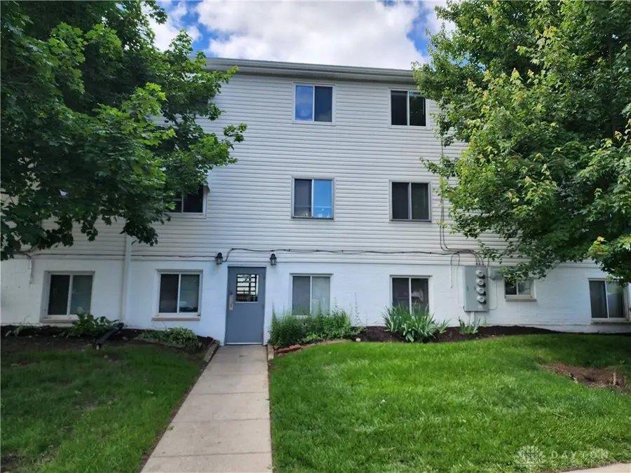 2250 Coach Drive #E, Kettering, OH 45440 - #3