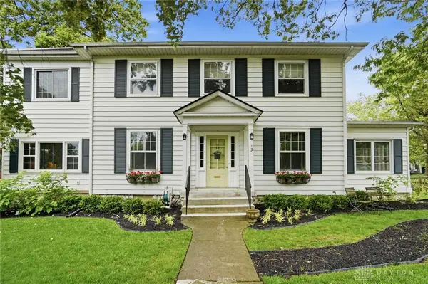 3 Forrer Boulevard, Oakwood, OH 45419