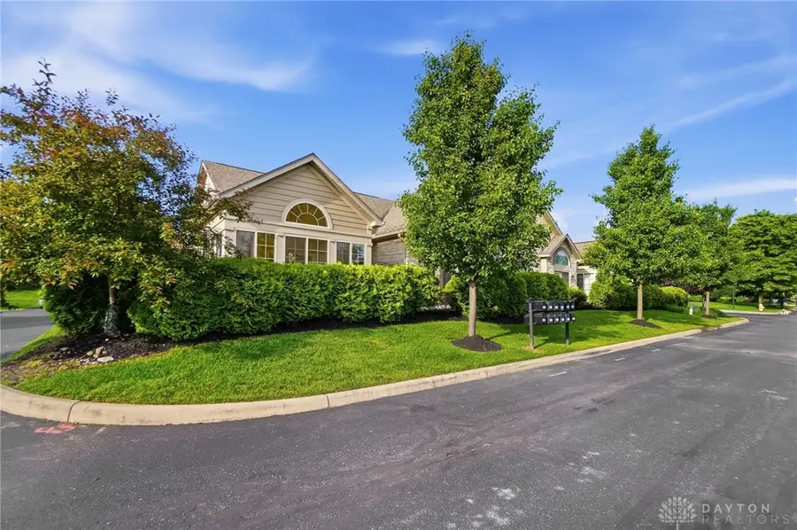 2419 Locust Hill Boulevard, Beavercreek, OH 45431 - #2