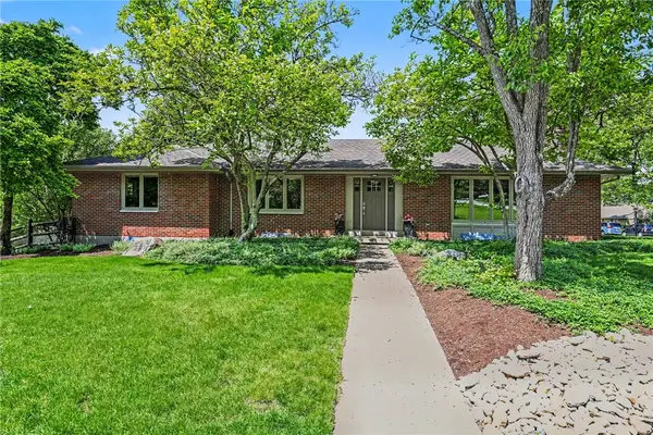 202 Marchester Drive, Kettering, OH 45429