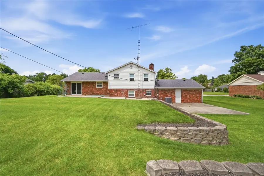 945 Kenbrook Drive, Vandalia, OH 45377 - #3