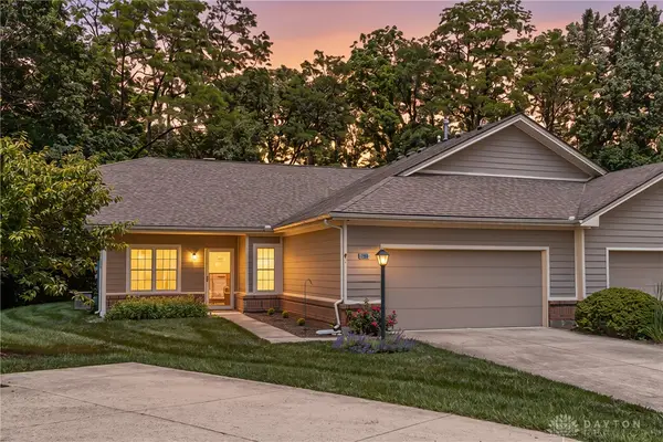 3366 Darbyshire Drive, Beavercreek, OH 45440
